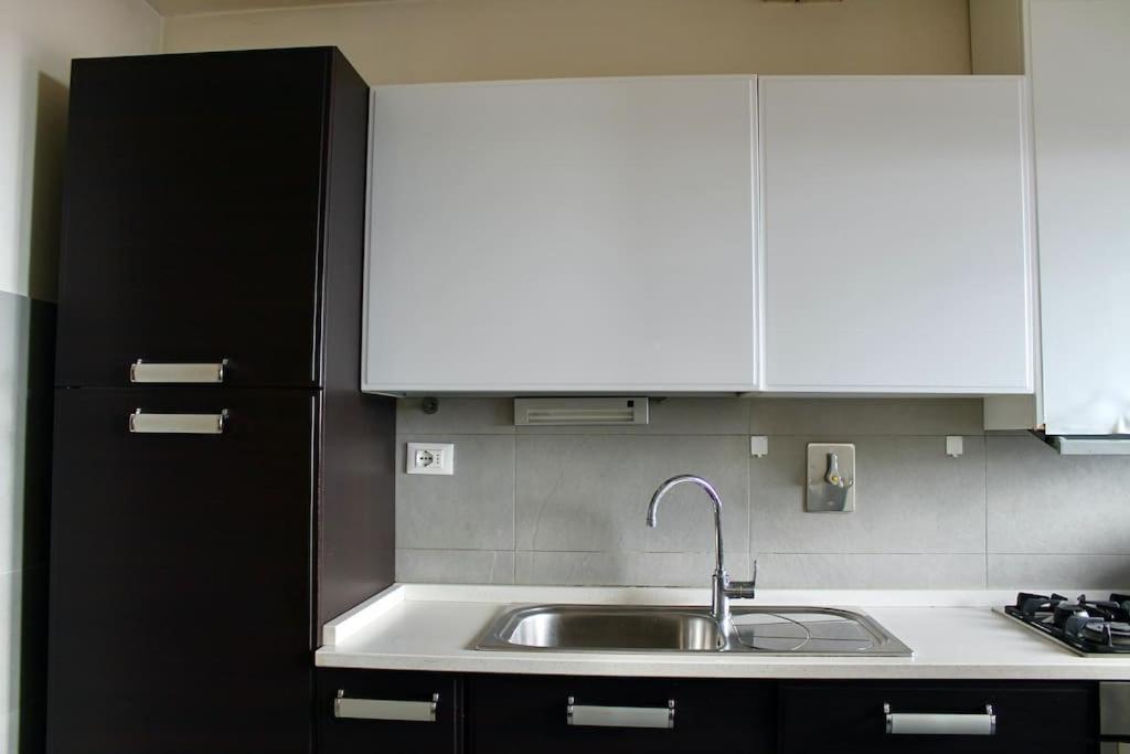 Modern 3Br Near Santa Maria Novella Station Apartment ฟลอเรนซ์ ภายนอก รูปภาพ