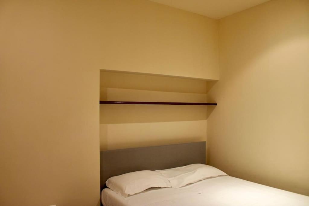 Modern 3Br Near Santa Maria Novella Station Apartment ฟลอเรนซ์ ภายนอก รูปภาพ