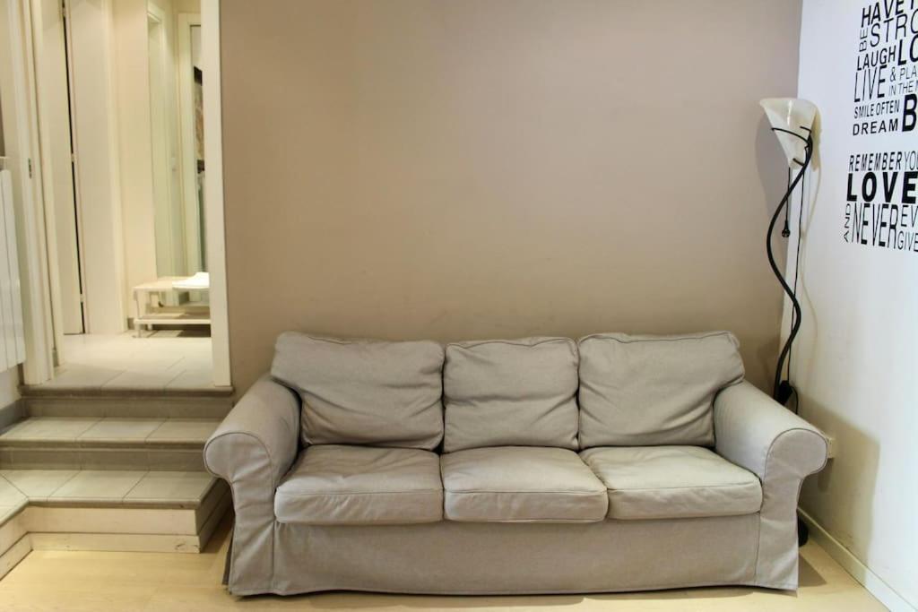 Modern 3Br Near Santa Maria Novella Station Apartment ฟลอเรนซ์ ภายนอก รูปภาพ